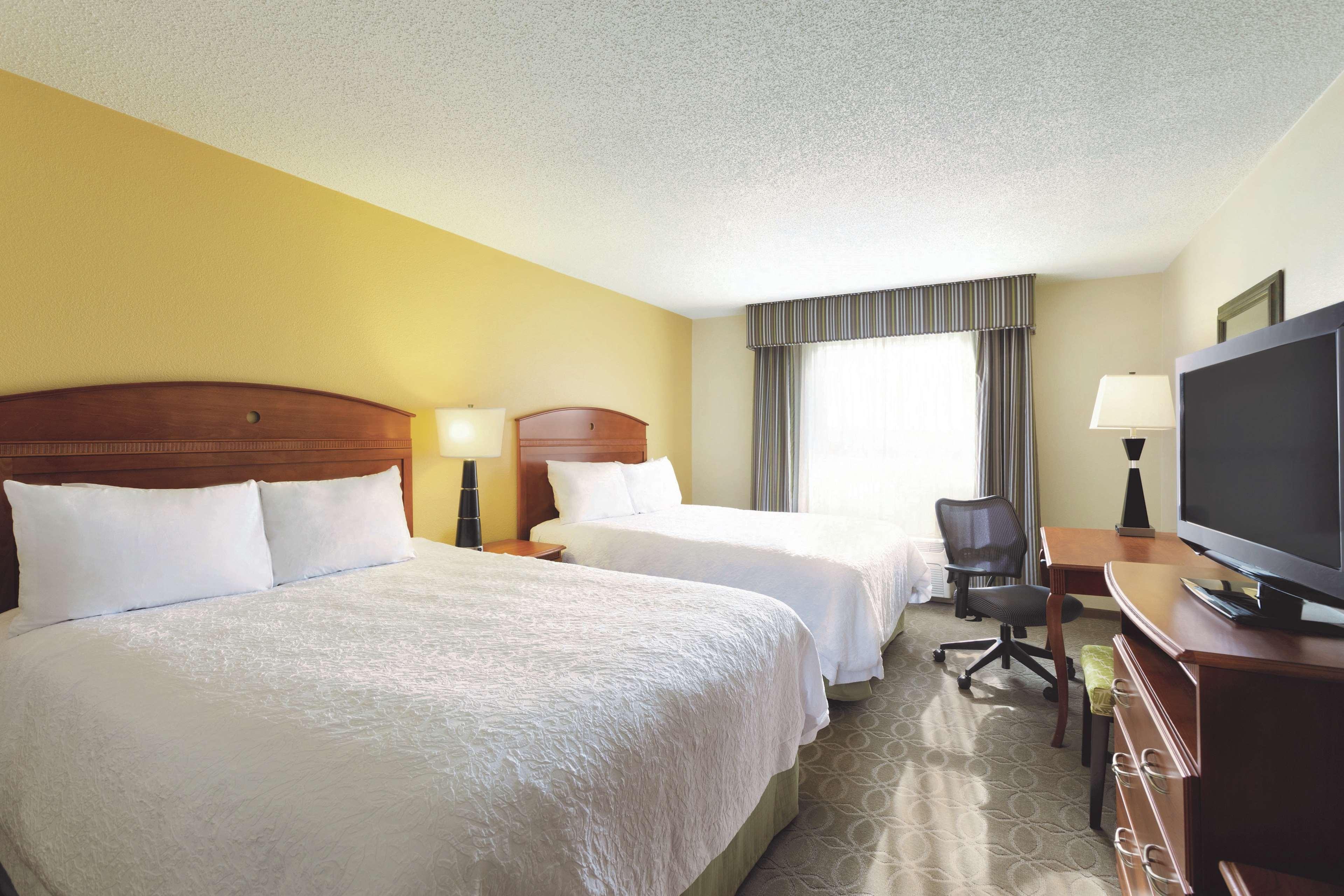 Hampton Inn Youngstown/Boardman Poland Екстериор снимка