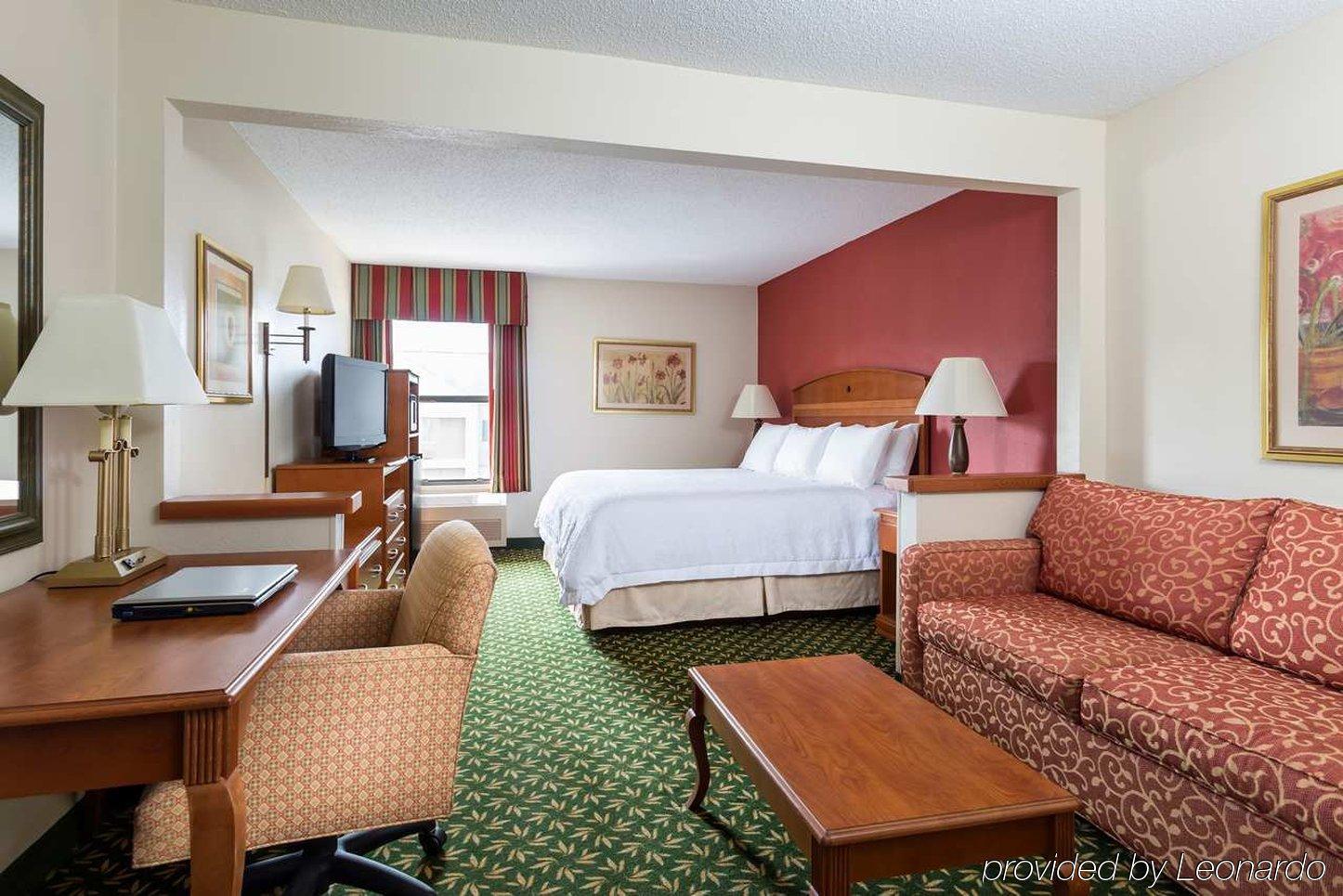 Hampton Inn Youngstown/Boardman Poland Екстериор снимка